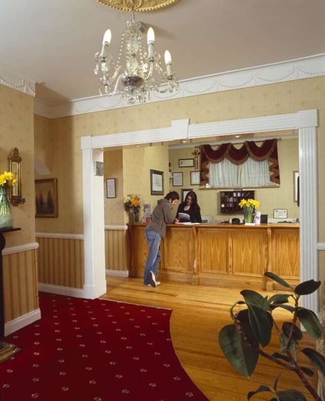 Отель Uppercross House Hotel Дублин-27