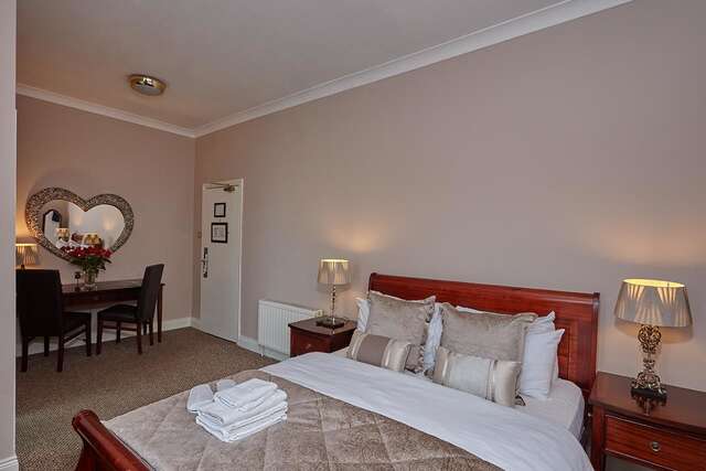 Отель Uppercross House Hotel Дублин-40