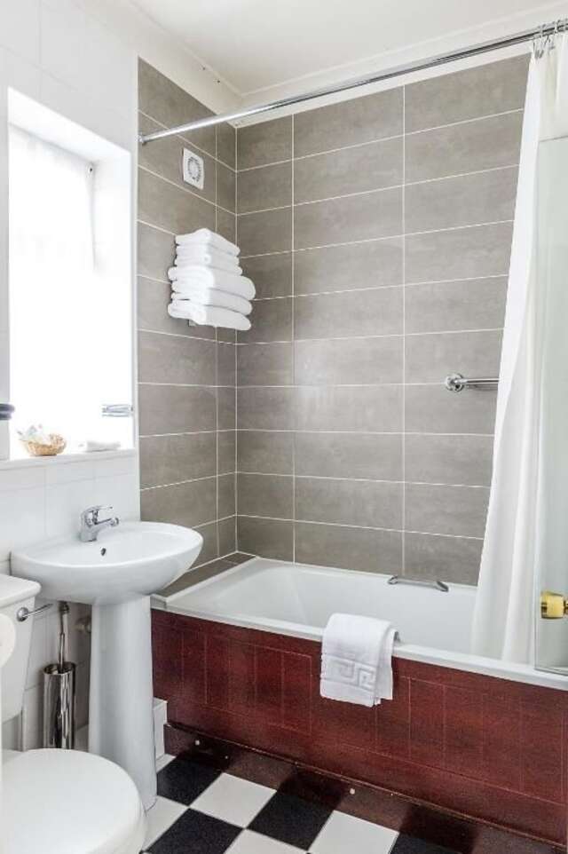 Отель Uppercross House Hotel Дублин-59